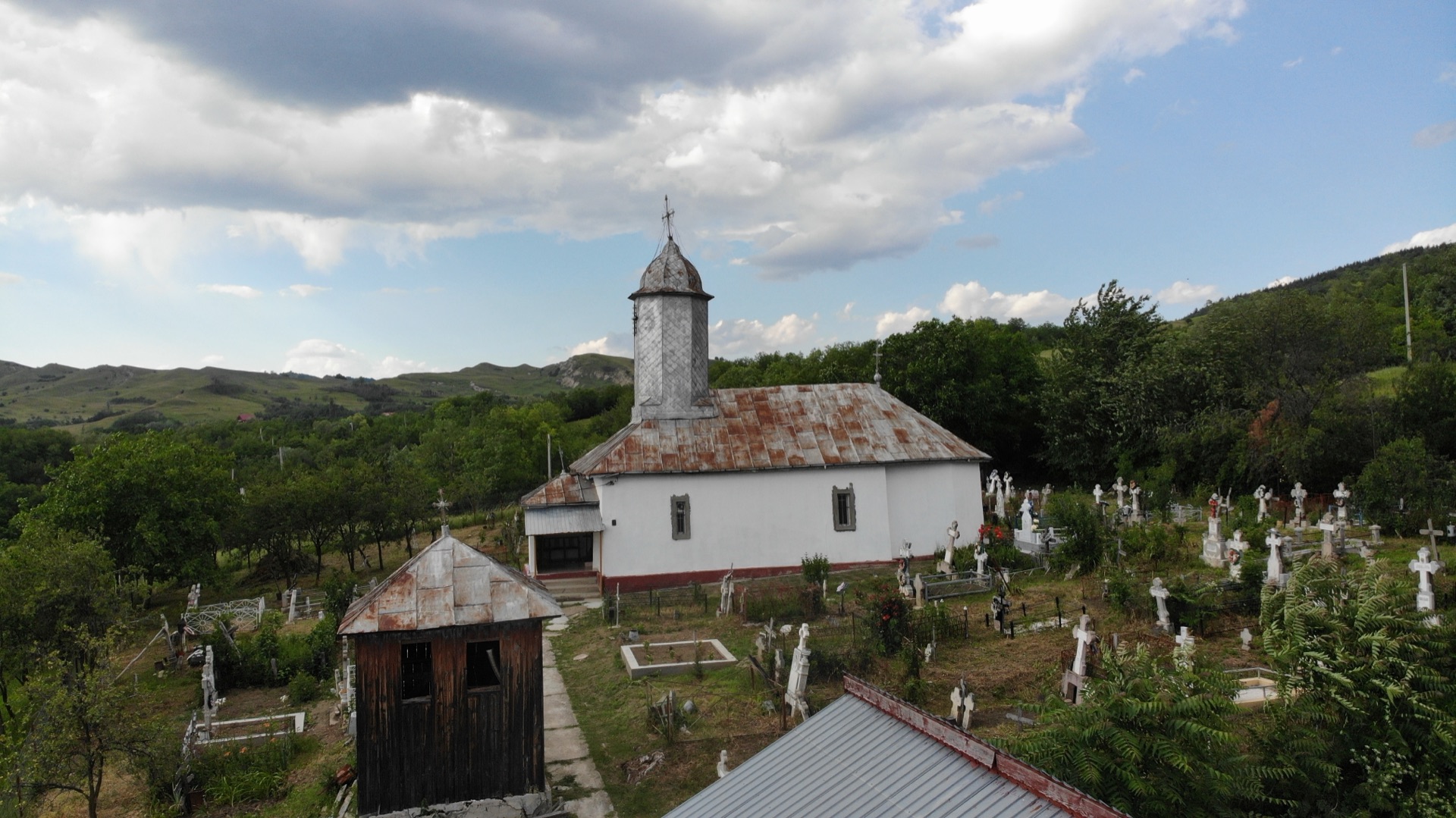 Biserica din Deleni, vedere de sus