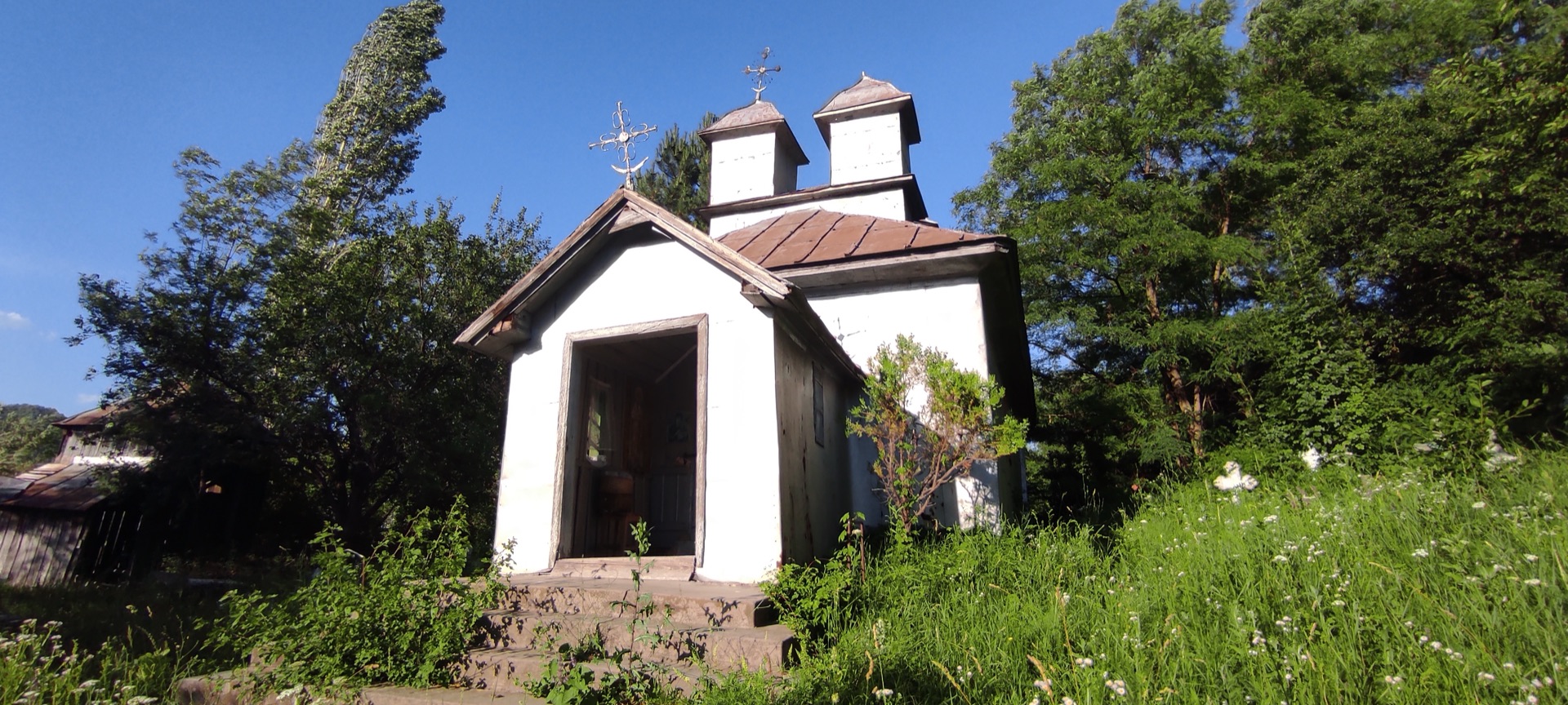 Biserica din Grabicina de Sus, altă perspectivă